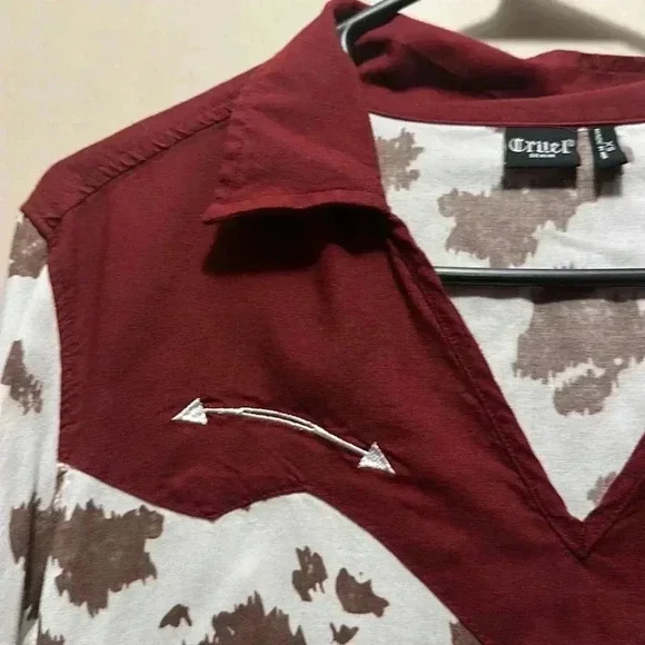 Shirt - Picture 3 of 8